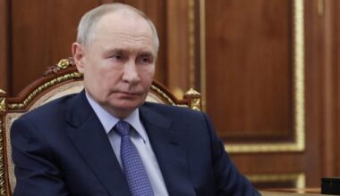 Putin's generals are 'lying to him' as in reality 'Russia is losing to Ukraine'
