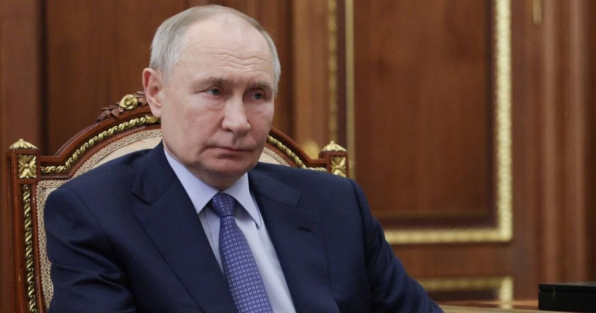 Putin's generals are 'lying to him' as in reality 'Russia is losing to Ukraine'