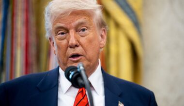 Trump Discovers the War In Ukraine May Be Too Complicated to Fix