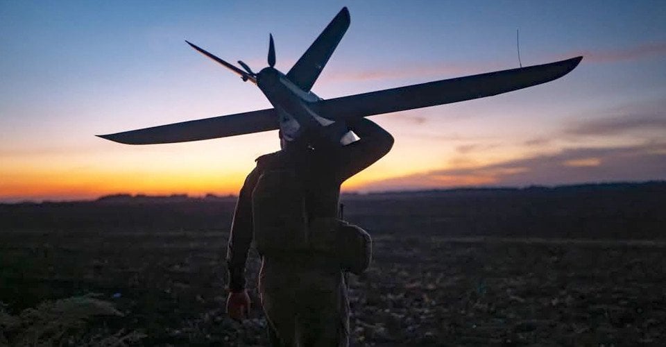 Ukraine needs over 120,000 drones monthly to counter Russia's offensives. The Russian army adds 30,000 to 35,000 soldiers every month. To weaken Russia’s offensive power, the Ukrainian Defense Forces need over 120,000 drones each month, a Ukrainian commander sauf.