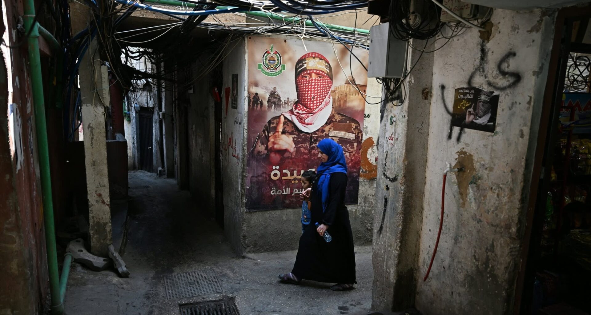 Lebanon begins drive to defang militant groups