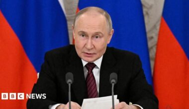 Ukraine war: Putin calls for 'direct talks' between Moscow and Kyiv