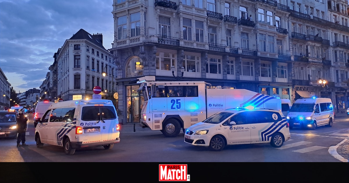 Nouvelles tensions lundi soir à Bruxelles en marge de la Coupe de Belgique, 20 personnes interpellées