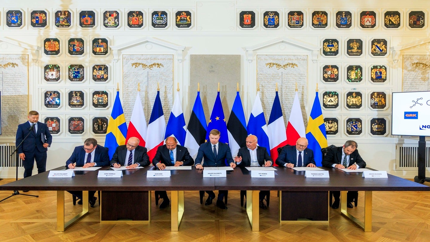 Estonia announces $810m contracts for Rail Baltica mainline