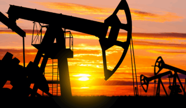 S&P Global Says USA Crude Oil Production Now Expected to Decline in 2026