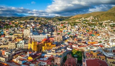 Mexican Stocks Log Biggest Lead Over Wall Street In 20 Years - iShares Inc iShares MSCI Mexico ETF (ARCA:EWW), SPDR S&P 500 (ARCA:SPY)