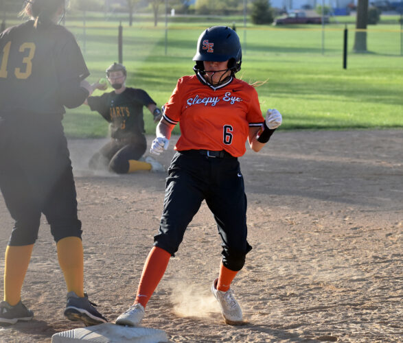 Sleepy Eye sweeps St. Mary’s in softball | News, Sports, Jobs