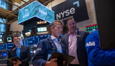 European stocks fall amid weak economic data – The Irish Times