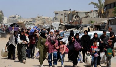 Hundreds seen protesting in Khan Younis against Hamas and the ongoing war