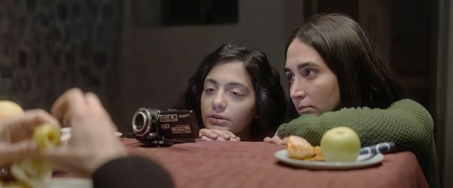 THE SEED OF THE SACRED FIG, (aka DANE-YE ANJIR-E MA'ABED), from left: Setareh Maleki, Mahsa Rostami, 2024. © Neon /Courtesy Everett Collection