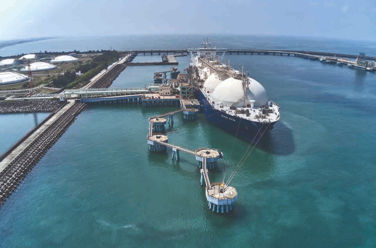 Taiwan’s LNG imports jump in April
