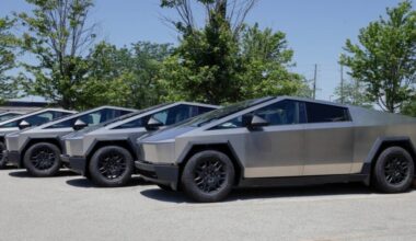 Here's Why Shaquille O’Neal Gave Up Elon Musk's Cybertruck And Passed It To Another NBA Star - Tesla (NASDAQ:TSLA)