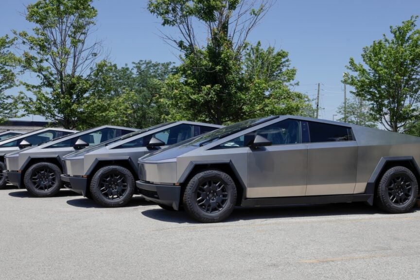 Here's Why Shaquille O’Neal Gave Up Elon Musk's Cybertruck And Passed It To Another NBA Star - Tesla (NASDAQ:TSLA)