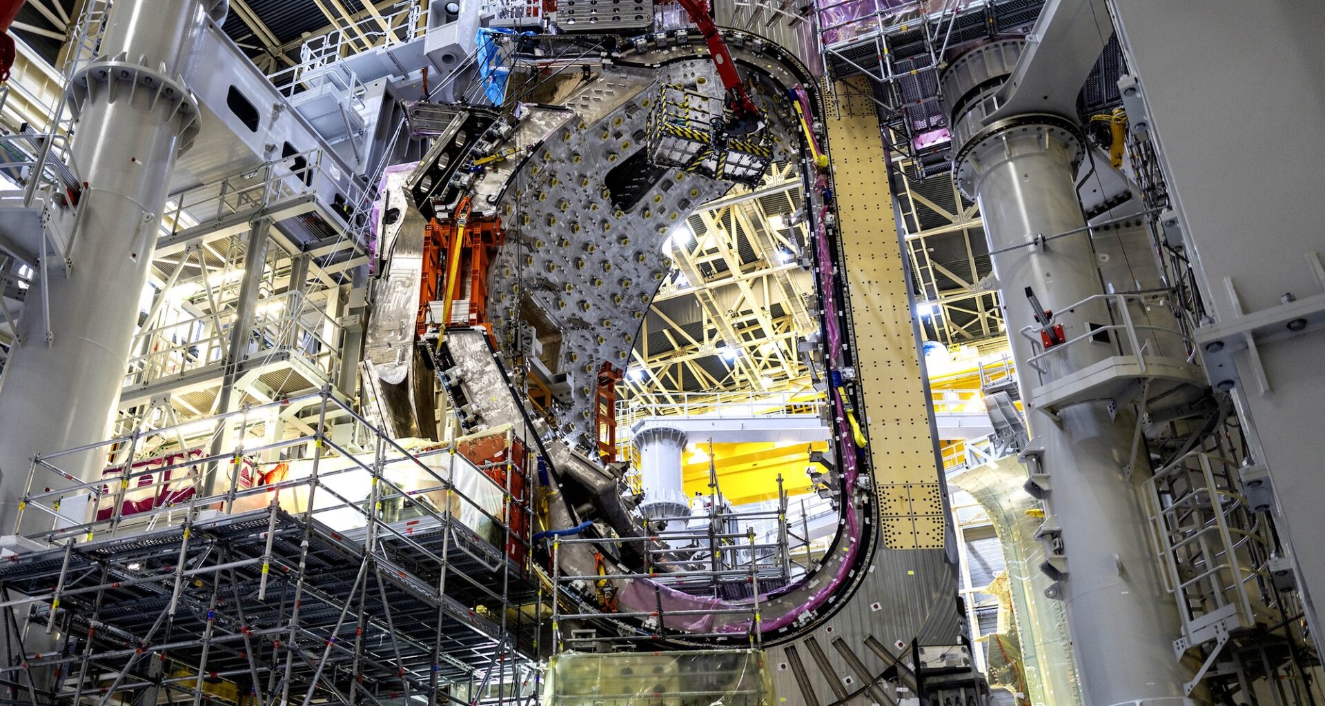 New nuclear fusion reactor's electromagnet could lift 10 monster trucks