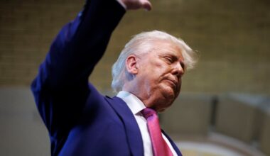 Trump Scares Global Leaders With How Fast He Caved to Putin on Call