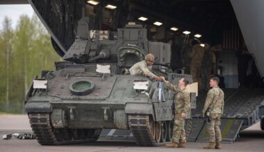U.S. Army Demonstrates Rapid Armored Deployment Capabilities in Estonia with M2A4 Bradley Combat Vehicle Airlift
