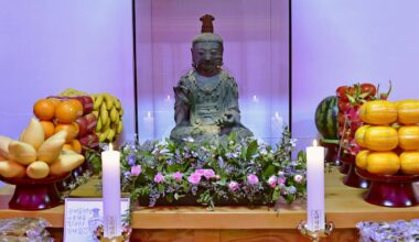 A Buddhist statue stolen from a Japanese temple nearly 13 years ago is returned from South Korea