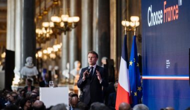 Au sommet Choose France, Emmanuel Macron se prononce pour la suppression de la directive européenne sur le devoir de vigilance