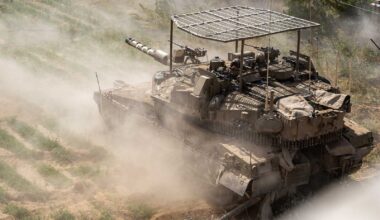 IDF calls up tens of thousands of reservists ahead of expanded Gaza offensive