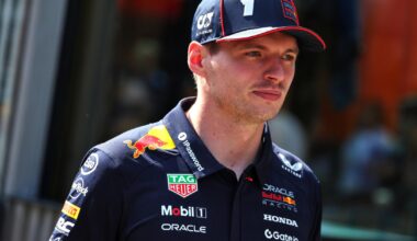 Verstappen deelt heldere verklaring voor gesprek met Wolff en Mercedes