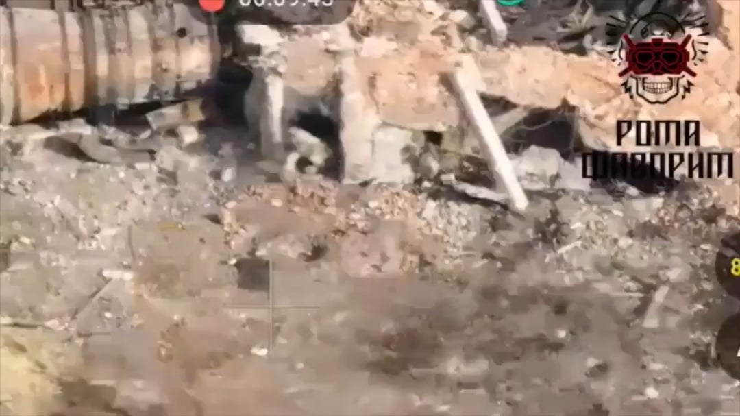 Russian soldier tried to recover shot down Ukrainian fpv drone