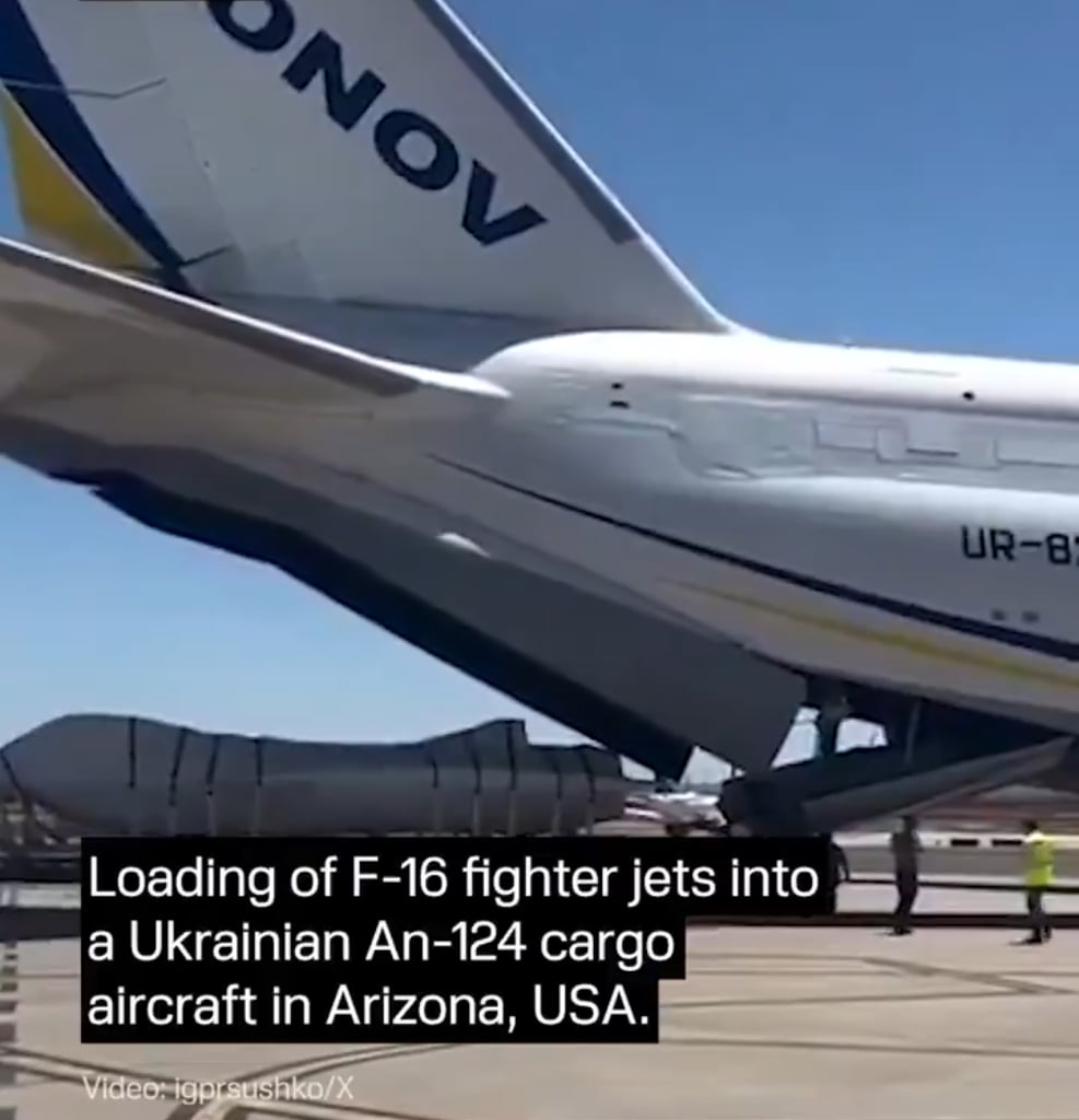 Loading of F-16 fighter jets into a Ukrainian An-124 cargo aircraft in Arizona, USA
