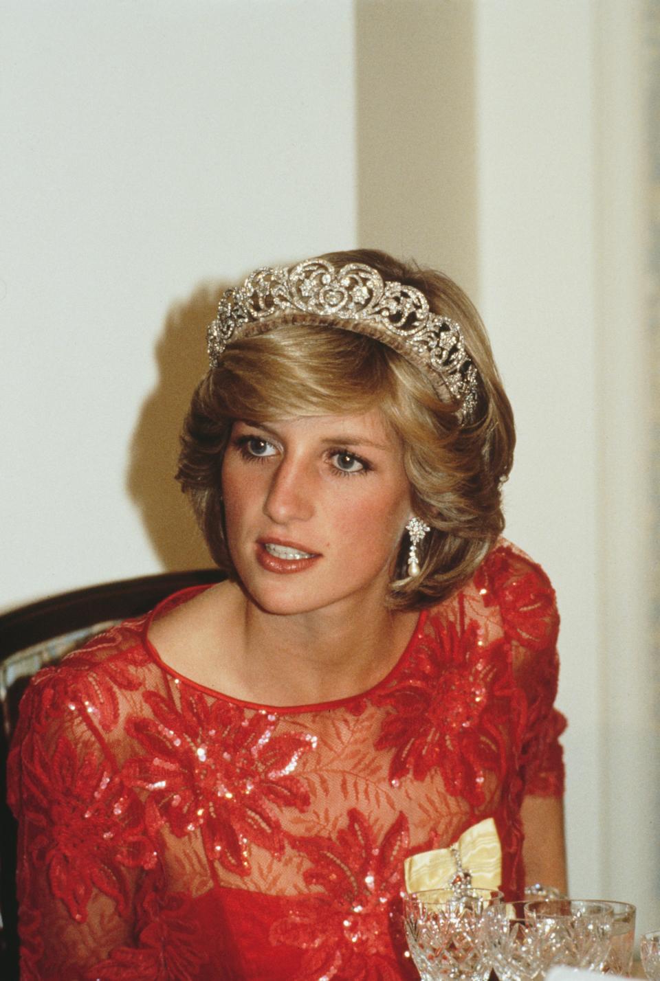 Princess Diana (1961 - 1997) attends a farewell banquet in Edmonton, at the end of the royal tour of Canada, 30th June 1983. She is wearing the Spencer tiara. (Photo by Tim Graham/Getty Images)