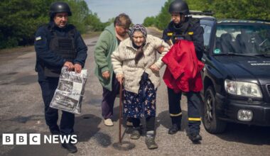 Russia's advance in Ukraine's north east may be bid to create 'buffer zone'