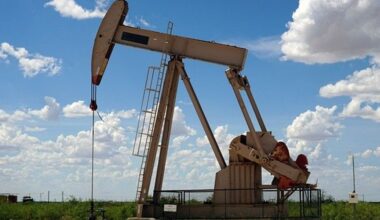 New Mexico’s natural gas boom fuels schools while threatening student health