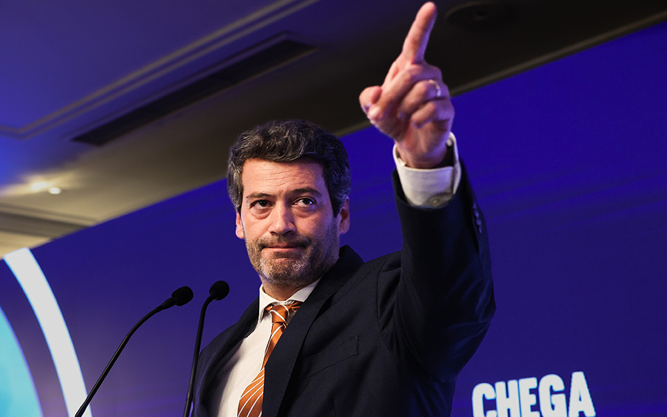 PS perdeu 49 mil votos nos concelhos mais ricos do país. Chega conquista 31 mil - jornaleconomico.sapo.pt