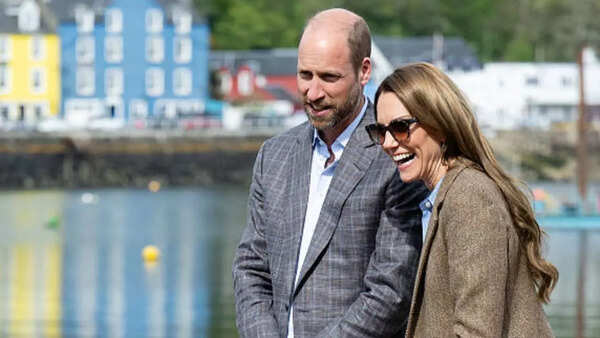 Are royals allowed to wear sunglasses?