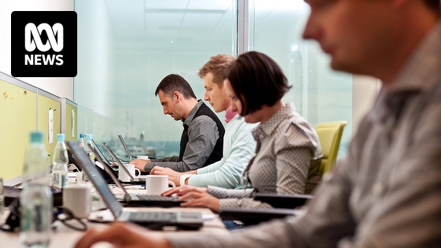 Longer hours but less productive: Australians need to work 'smarter', not harder, report warns