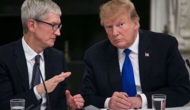 Trump unnerves markets by firing new tariff at EU, smartphones
