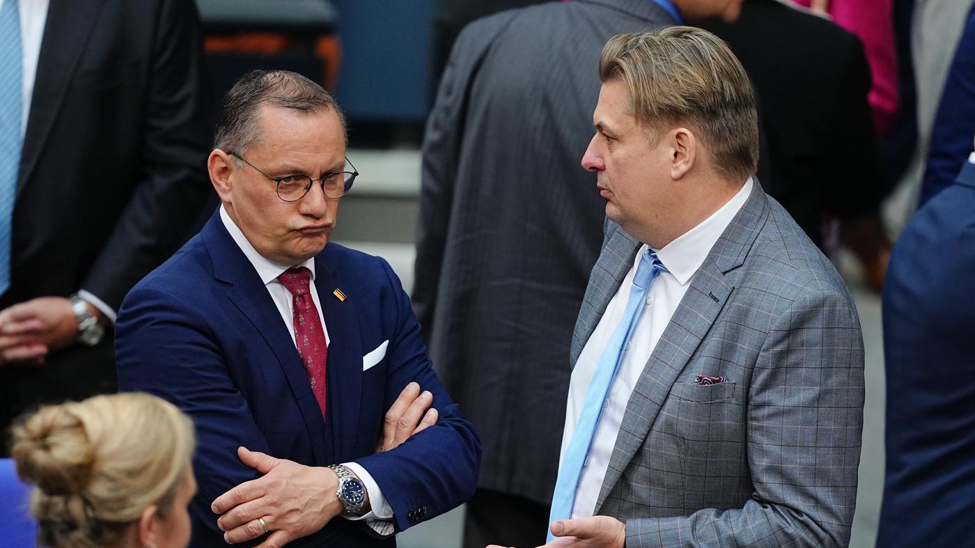AfD unter Druck: Mehrheit der Deutschen für Verbotsverfahren