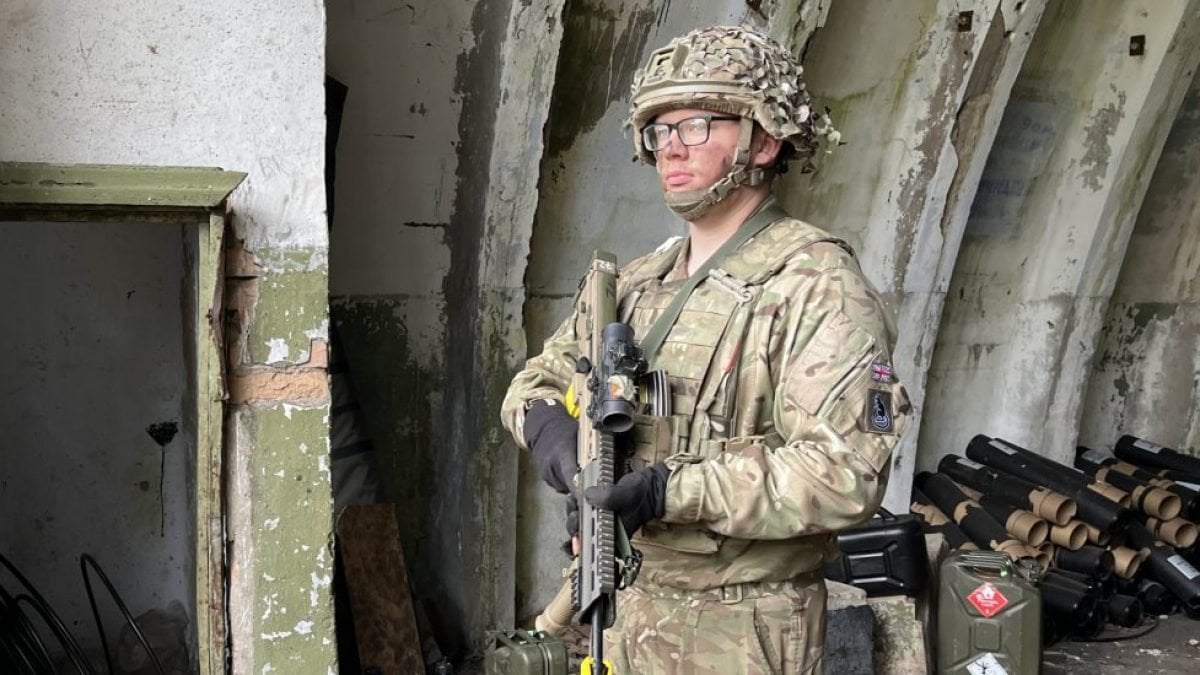 'You can feel Putin's threat': The British soldiers guarding Nato's Russian border