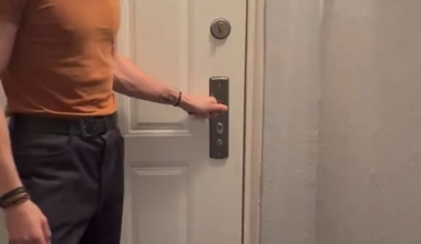 Here it is, the real attitude towards Orban, filmed by Hungarian TikTok fans and going viral)