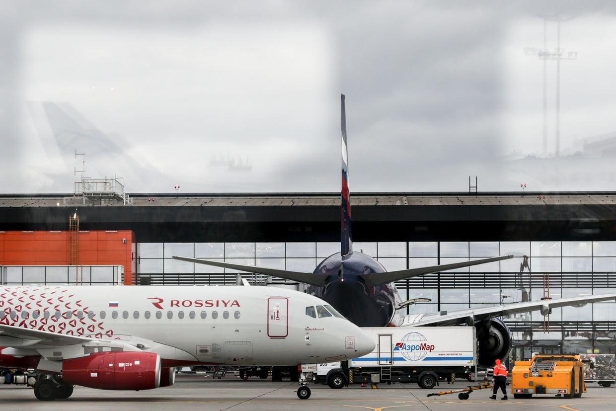 Russia shuts down Moscow airports amid 3rd night of Ukrainian drone strikes