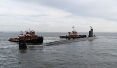 Australia and the US should build a joint submarine facility