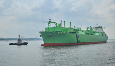 Arbitrage Reopens: U.S. LNG Diverted from Europe to Asia in Global Market Shift