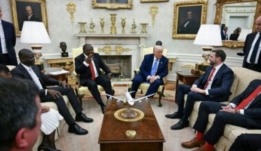 "Ils sont tués": une rencontre entre Trump et son homologue sud-africain tourne au vinaigre après une embuscade de l'Américain