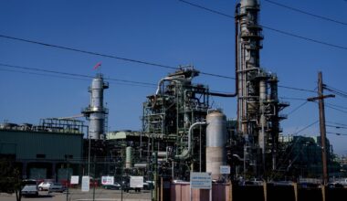 Chevron Slashes Buybacks as Trump Trade War, OPEC Hit Oil