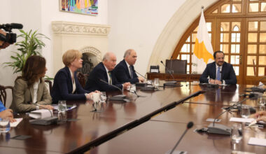 cover President hails closer UK-Cyprus ties during meeting with MPs