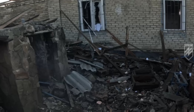 Underrated and very well edited video from Azov showing the capture and interrogation of 3 Russian invaders