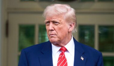 Trump's drug price plan expected to push drugmakers to charge same as other countries