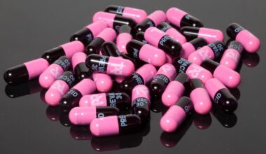 Pharmaceutical Stocks Tumble as Trump Plans US Drug Price Cuts