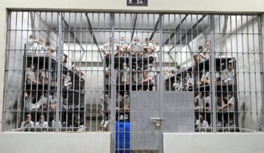 Donald Trump CECOT plan runs into wall.