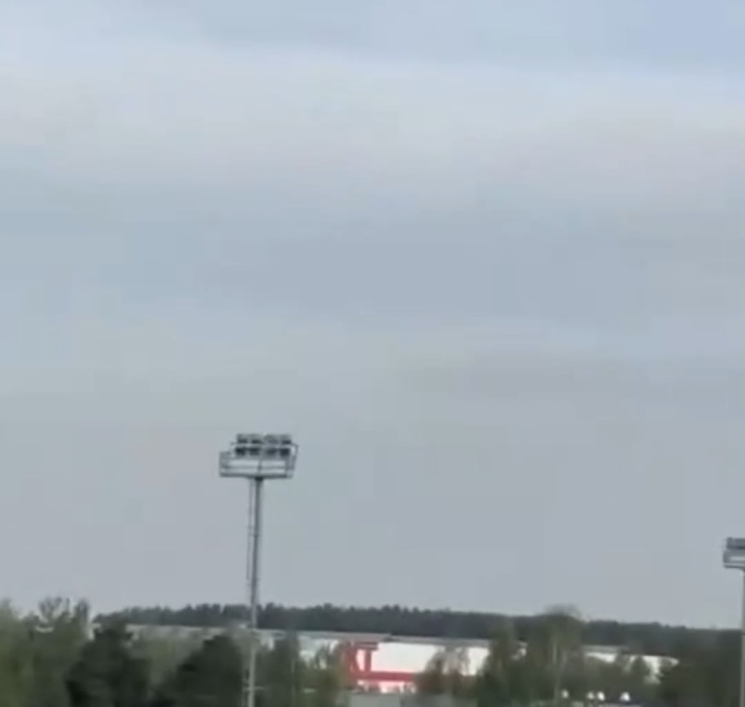 On the night of May 28, the Ukrainian Armed Forces successfully hit several Russian military-industrial complexes with long-range drones. There were explosions at a UAV manufacturing plant in Dubna, at a microelectronics production center in Zelenograd, and other other industrial complex facilities.