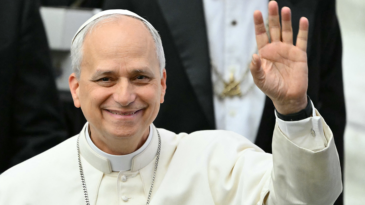 Papal inauguration of Pope Leo XIV begins with greetings from faithful in Rome