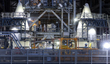 The Twin SLS (Space Launch System) solid rocket boosters, that will be used in the Artemis II mission, are being assembled inside the Vehicle Assembly Building at the Kennedy Space Center in Titusville, Florida, on March 7. According to NASA, Artemis II will send a crew of four astronauts on a journey around the Moon and bring them back safely, paving the way for future long-term human exploration missions to the lunar surface and eventually Mars. [EPA/YONHAP]