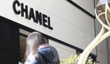 Chanel was the most popular luxury brand for resale in 2023, according to a recent report, with younger South Koreans actively trading in second-hand "luxury" items. (Image courtesy of Yonhap)